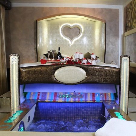 Spa B&B Roma D'Autore Il Nido D'Amore エクステリア 写真