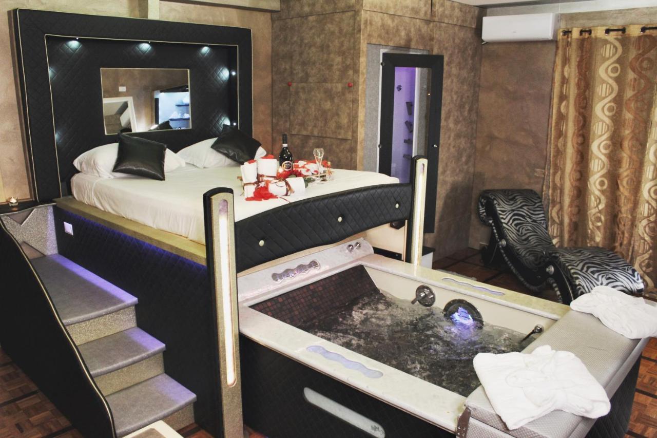 Spa B&B Roma D'Autore Il Nido D'Amore エクステリア 写真
